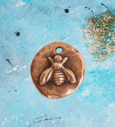 Bee Charm Organic Round in Antique Copper or Antique Gold or Antique Silver for creating Jewelry Necklace Bracelet Earring Scissor Fob Keychain Scrapbooking Journaling Bookmarks