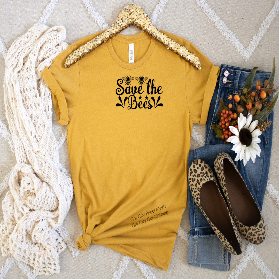 save the bees saying in black on a golden yeloow T-Shirttshirt